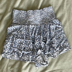 Flowy Shorts | Size Small | blue Floral